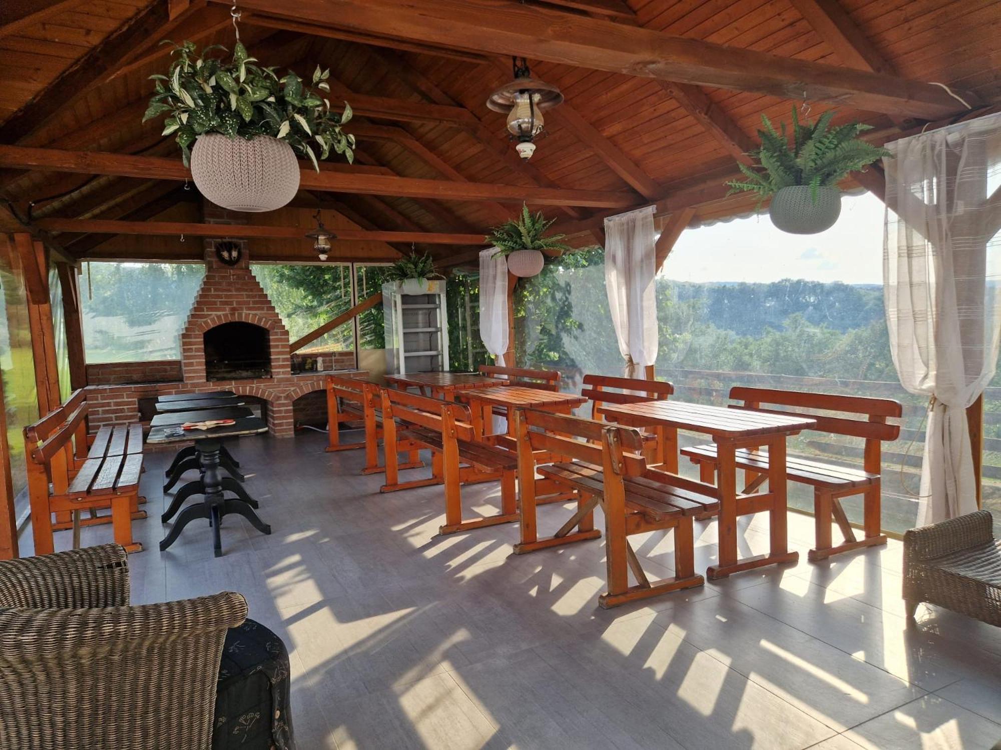 Pensiunea Turistica Retreat Belvedere Vadu Crisului Exterior photo